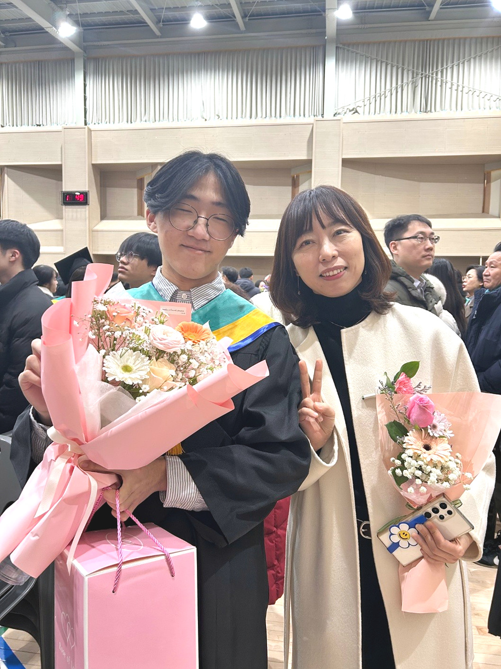 담임 선생님과 같이 한컷